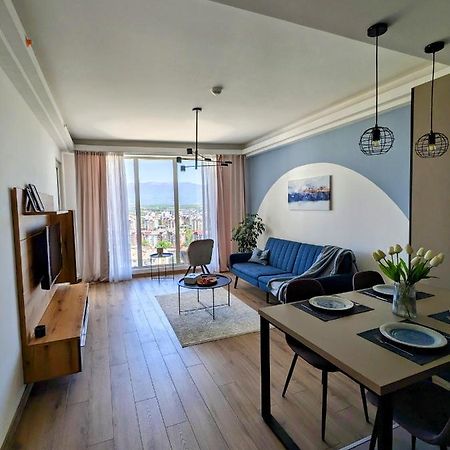 Sky Side Luxury Condo Üsküp Dış mekan fotoğraf
